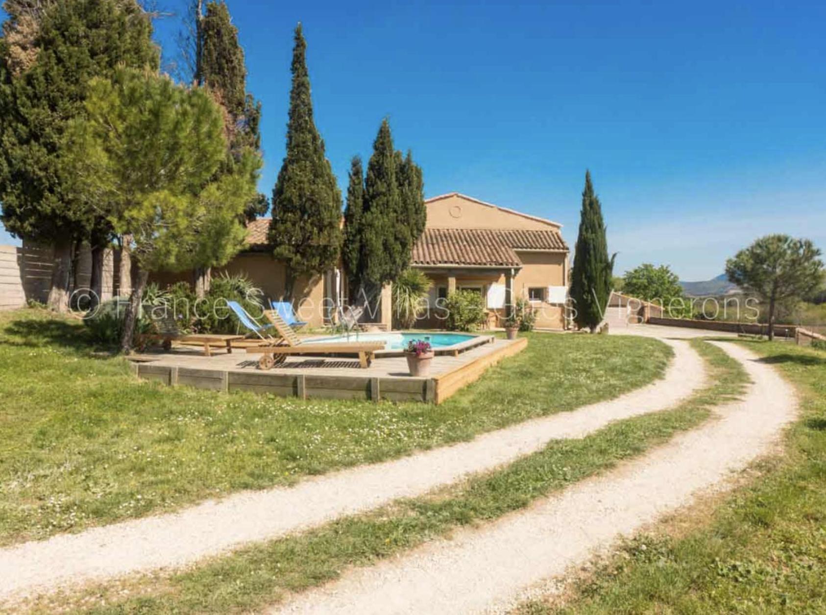 Suite Ou Chambre Privee A La Forge Des Cypres Loupia Esterno foto